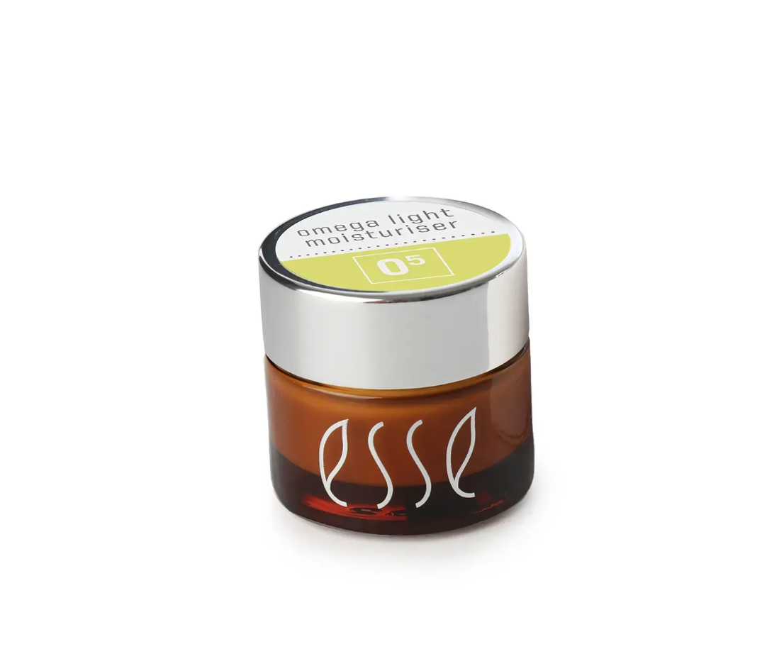 Легкий зволожувальний засіб з омега жирними кислотами Esse Core Omega Light O5